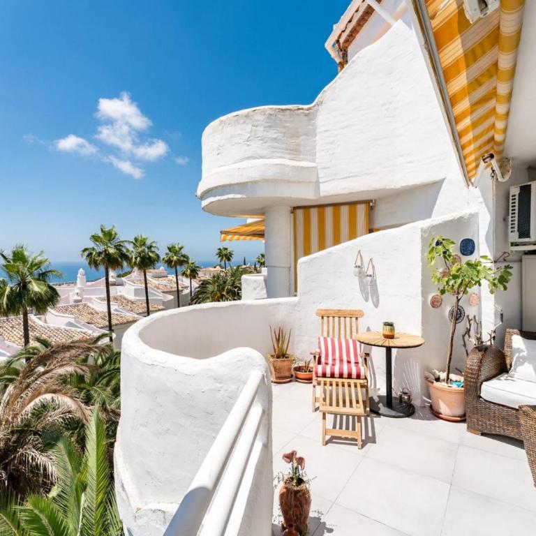 Modern Coastal Apartment with Sea Views - Apartamento - 18
