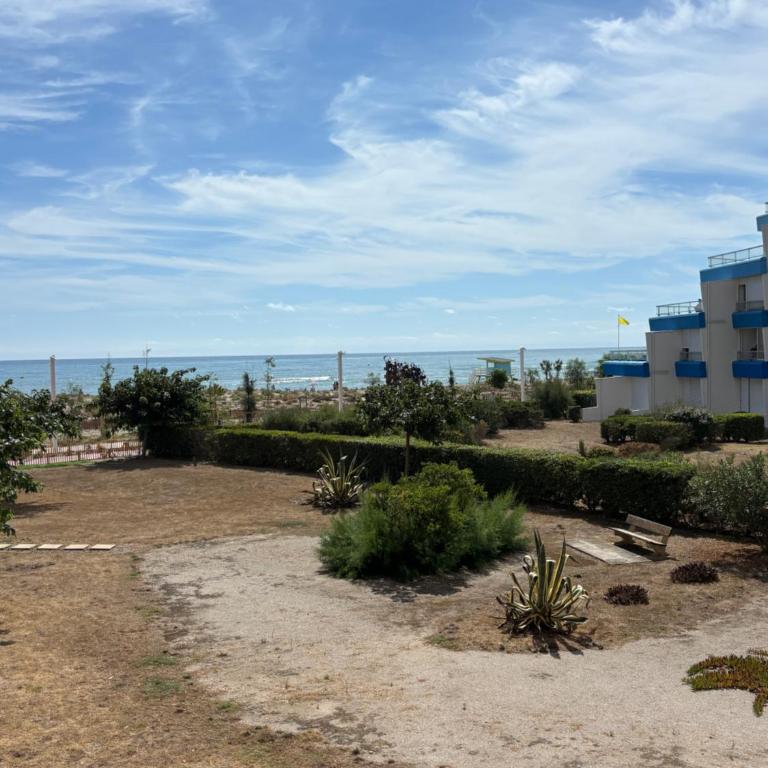 Bel Appartement 4-6 couchages, en bord de mer, accès direct à la plage - Two-Bedroom Apartment - 2