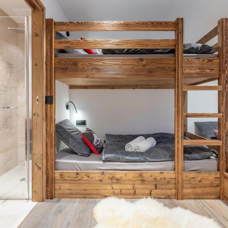 Chalet Seven Summits - Pool - Sauna - Jacuzzi - By Cozee Rentals - Chalet 3 Chambres - 25