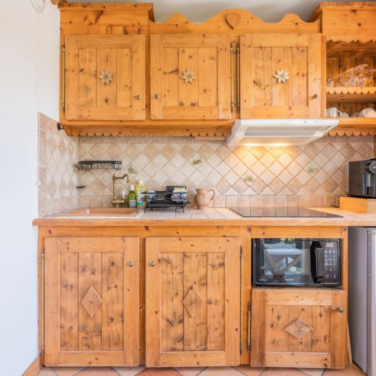 Prarion - Modern apartment 4 pax Next to Ski lift - By Cozee Rentals - Appartement 1 Chambre avec Balcon et Vue sur les Montagnes - 9