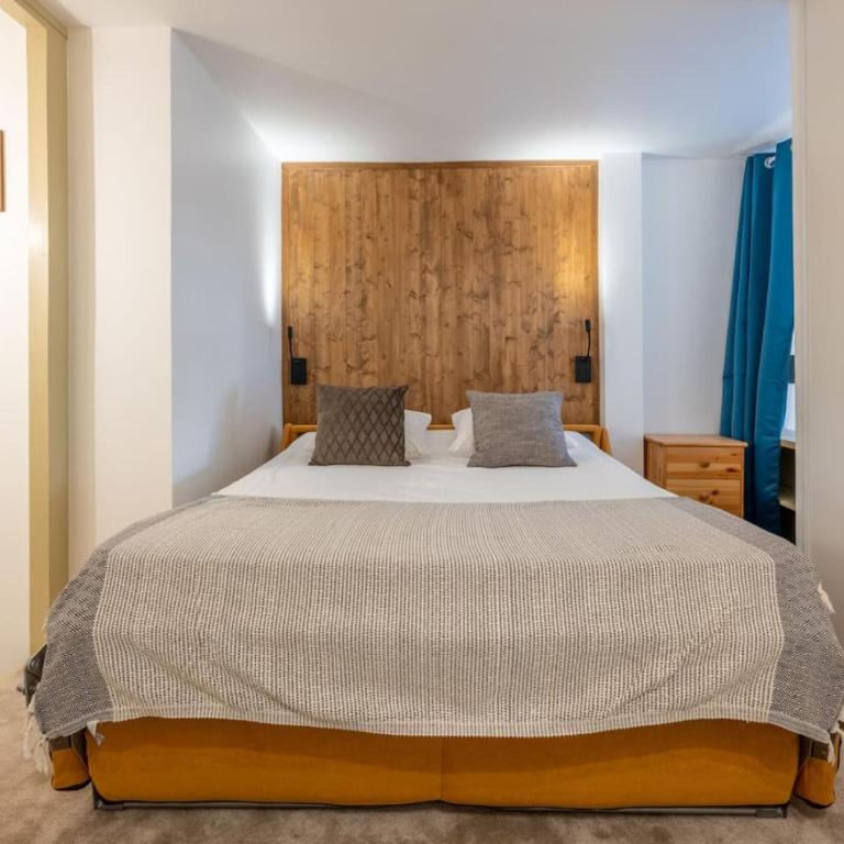 Ancolie - Apartment 1 bedroom close to the slopes - By Cozee Rentals - One-Bedroom Apartment with Balcony and Mountain View - 12