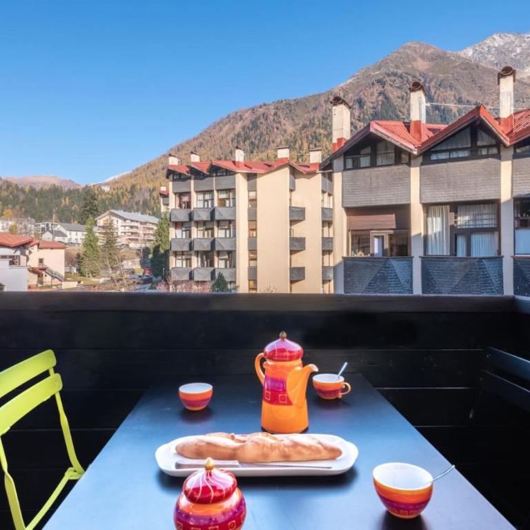 Ancolie - Apartment 1 bedroom close to the slopes - By Cozee Rentals - One-Bedroom Apartment with Balcony and Mountain View - 14