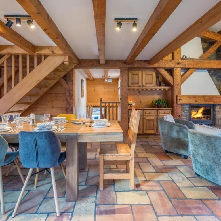 Chalet Altura- 5 Bedrooms - Jacuzzi and Sauna - By Cozee Rentals - Chalet - 4