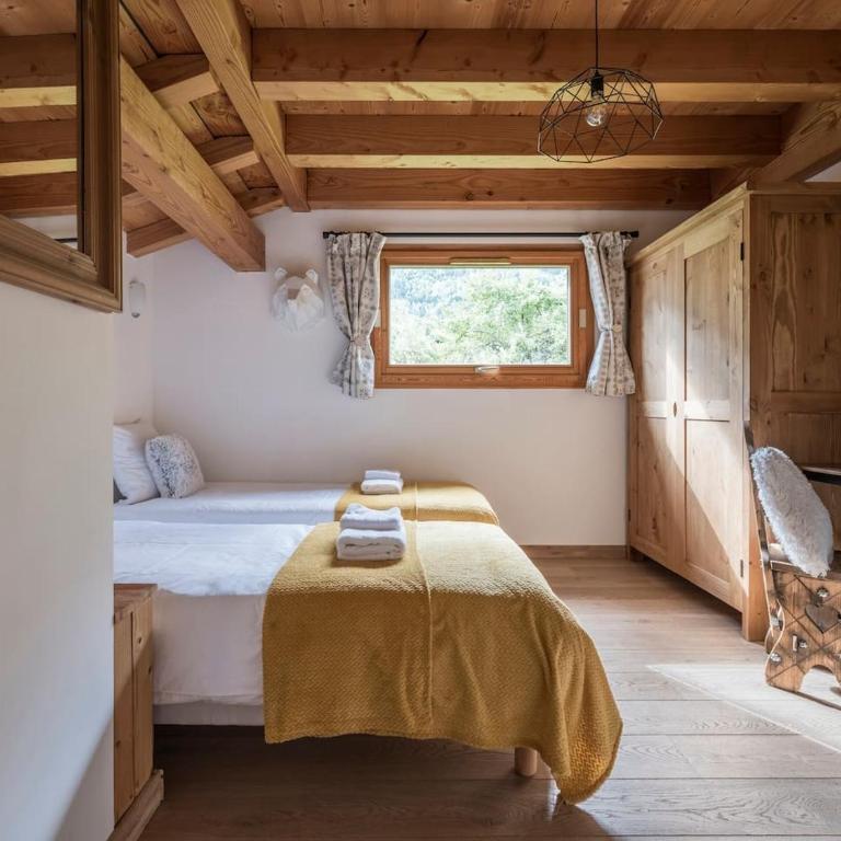Chalet CLADIE - Private Jacuzzi & Sauna - View of Mont Blanc range - By Cozee Rentals - Chalet - 10