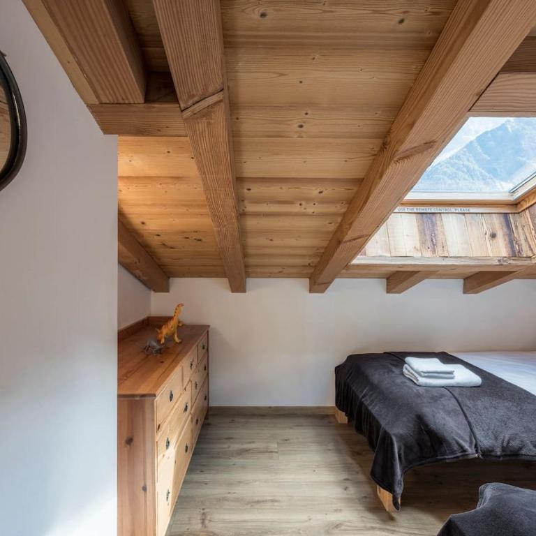 Chalet CLADIE - Private Jacuzzi & Sauna - View of Mont Blanc range - By Cozee Rentals - Chalet - 24
