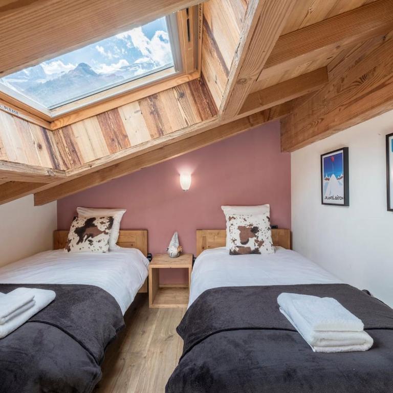 Chalet CLADIE - Private Jacuzzi & Sauna - View of Mont Blanc range - By Cozee Rentals - Chalet - 26