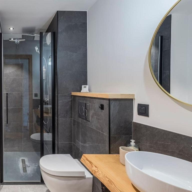 Chalet Marshall - Private Sauna - BBQ - 6 Minutes from Chamonix - By Cozee Rentals - Chalet - 32