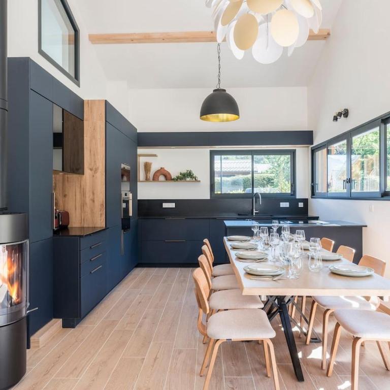 Chalet Bossonge - Nordic bath - 4 Bedrooms - By Cozee Rentals - Chalet - 3