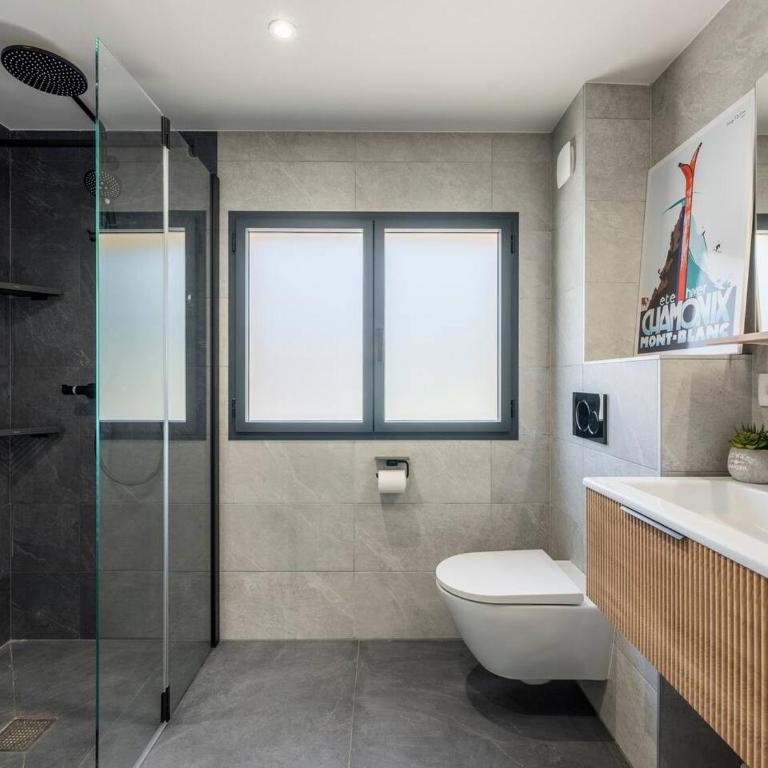 Chalet Bossonge - Nordic bath - 4 Bedrooms - By Cozee Rentals - Chalet - 15