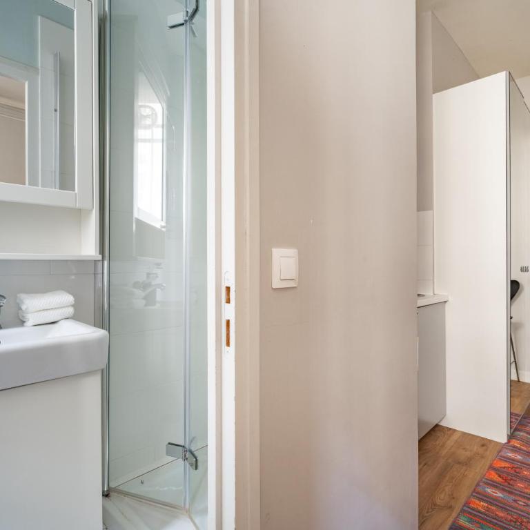 Exceptional 220 m2 apartment - Apartamento de 4 dormitorios con balcón - 21