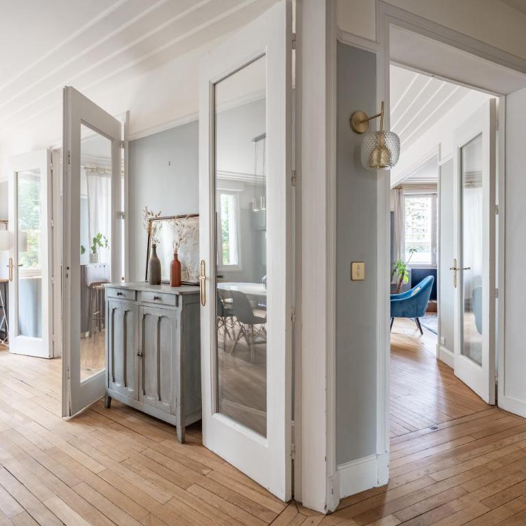 Exceptional 220 m2 apartment - Apartamento de 4 dormitorios con balcón - 15