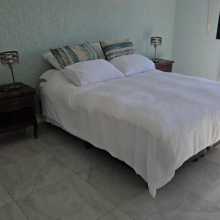 Casa en La Florida a metros río - Three-Bedroom House - 15