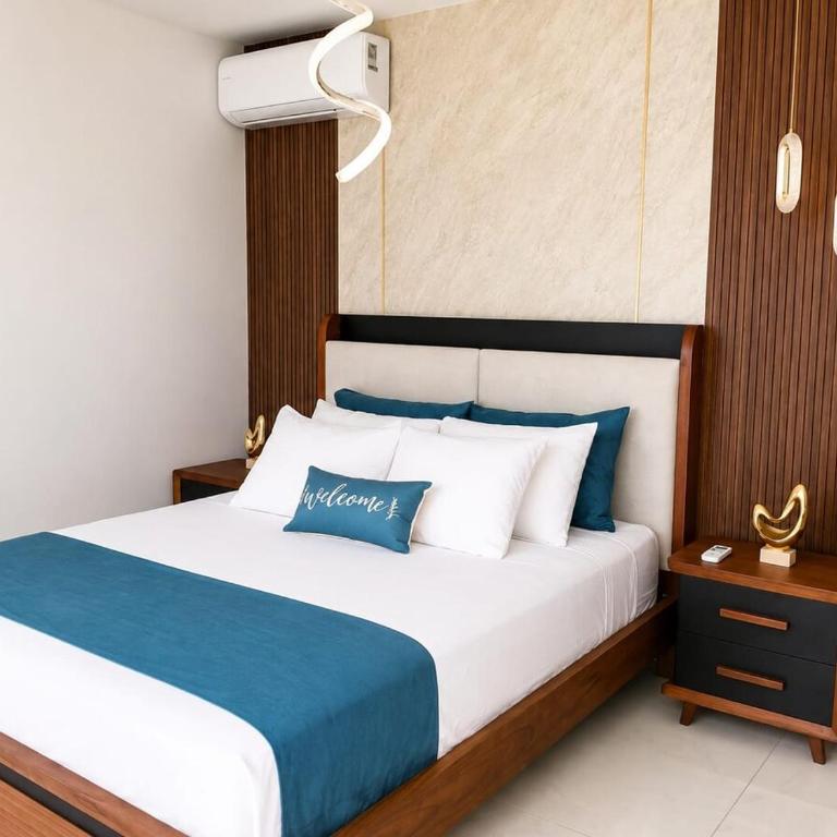  - Room #1715830501 - 8