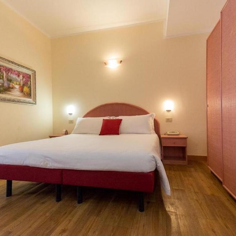 Hotel Trevi Riccione, in centro sul mare con cucina - Camera Familiare con Vista Mare - 2