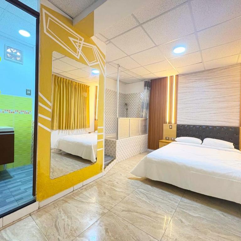 Hotel Ibiza - Habitación Doble Deluxe con bañera - 2