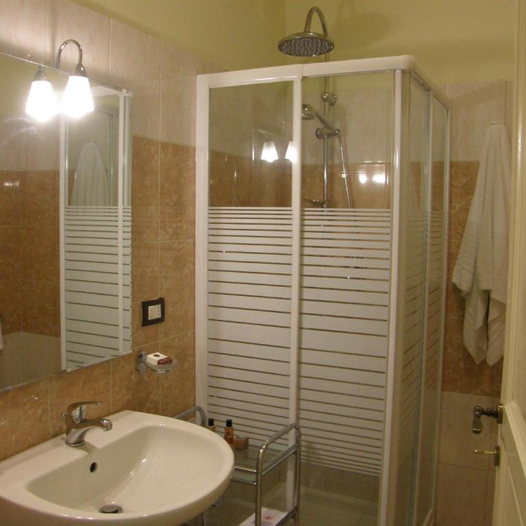 Il Gattopardo House - Standard Single Room with Private External Bathroom - 4