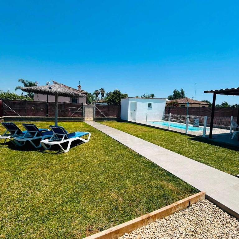 Casa Privada con Jardin Barbacoa y Piscina privada solo familias - Appartamento - 5