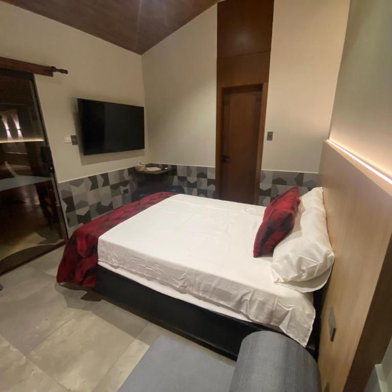 Cabaña Suites Oti en Robore 12húespedes naturaleza, confort a pasosdelRio - Suite Deluxe con cama extragrande - 2