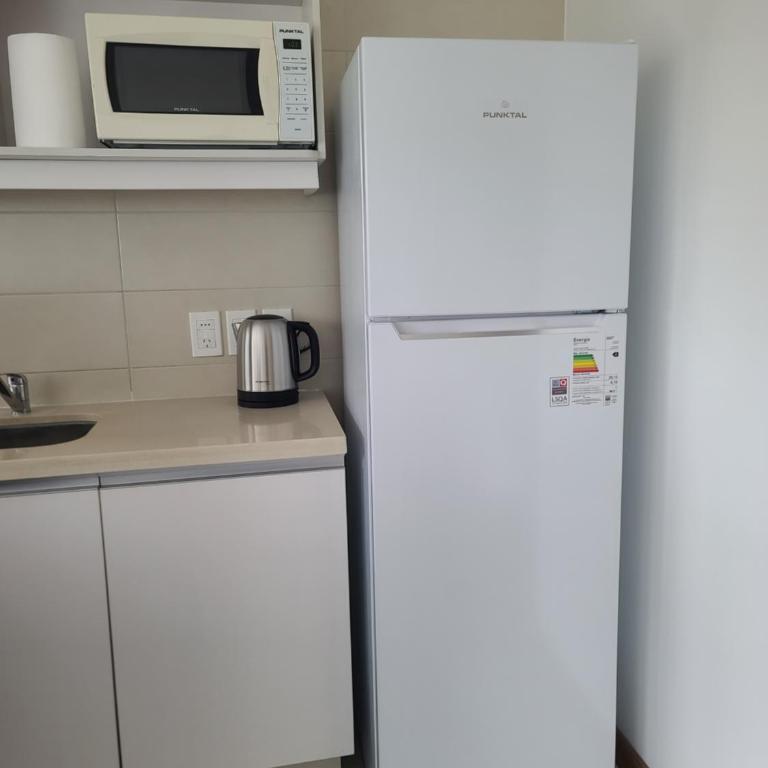 Apart Altos del Virrey - Deluxe One-Bedroom Apartment with Garden View - 12