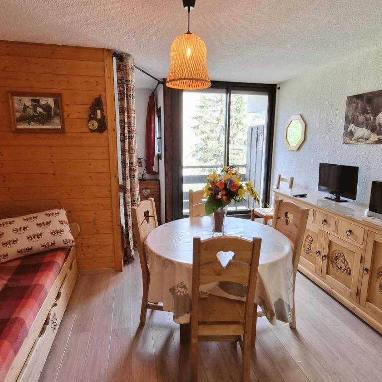 Combe Blanche 1309 - Studio - 2
