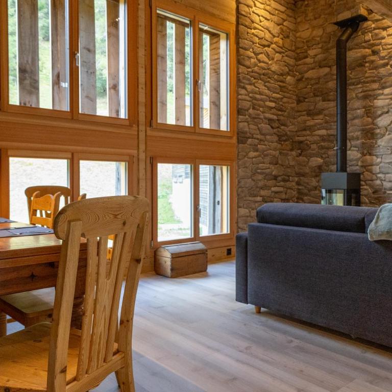 Chalet Nufenen - Two-Bedroom Chalet - 60