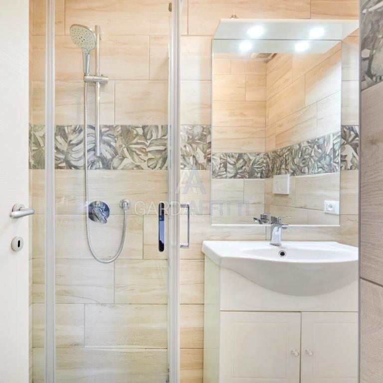 Poseidone Apt - Terrazza vista lago - Appartamento con 2 Camere da Letto - 16