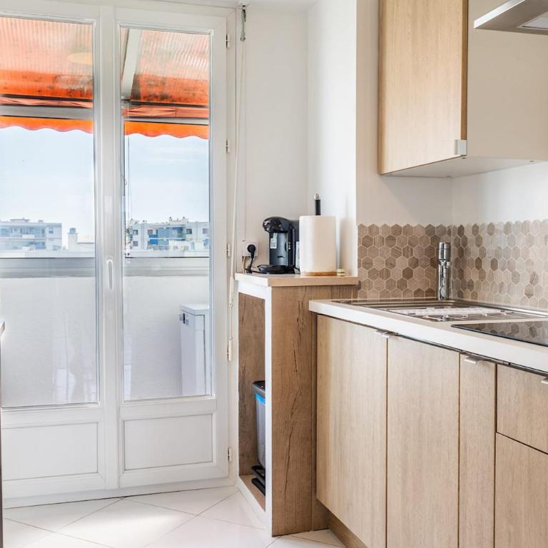 Bright cocoon with sea views - Appartement - 8