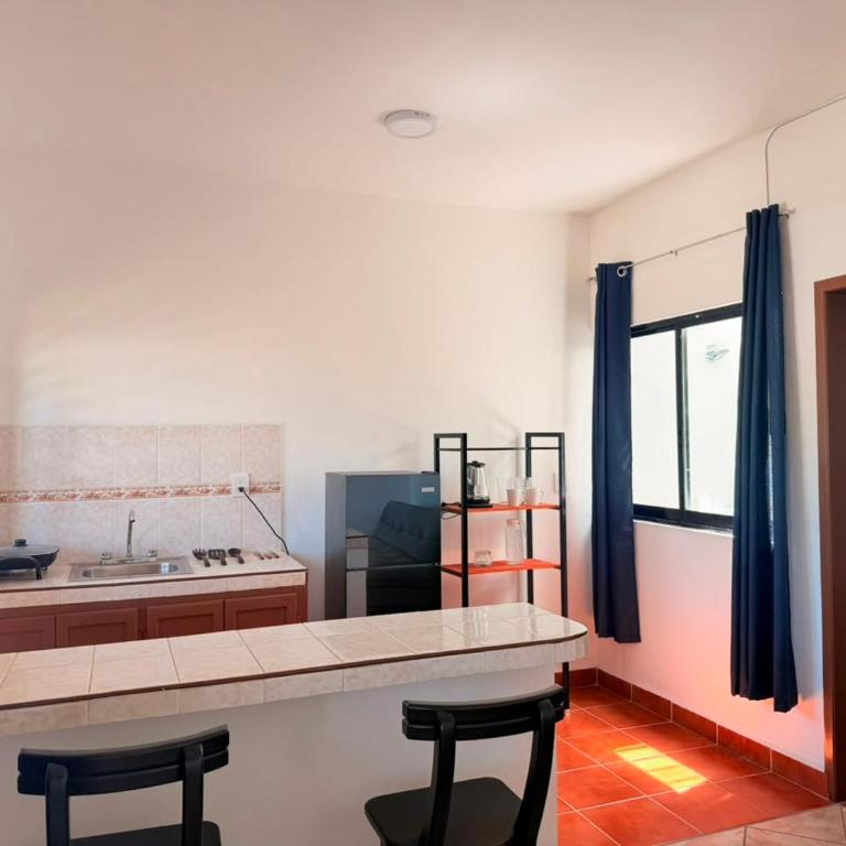  - Room #1715901502 - 3