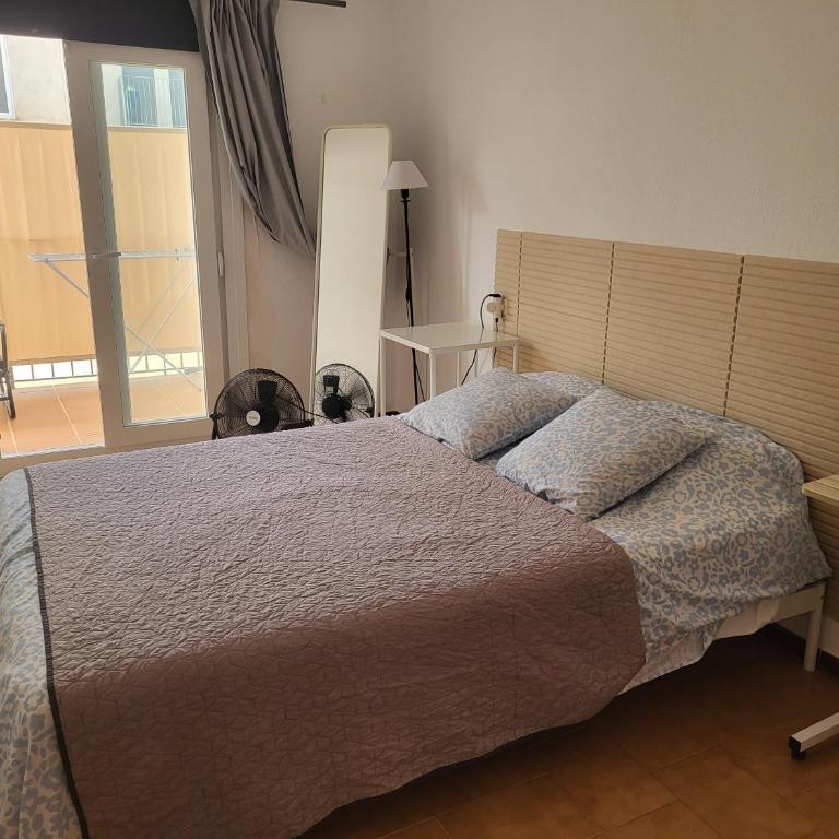 Apartamento Victoria, 300 m de la playa y de parking publico en la playa,100 m centro - Apartamento de 1 dormitorio - 7