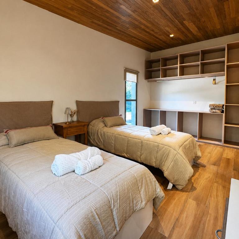 Casa Laura - Casa con pileta y parrilla para 6 personas en Acantilados, Mar del Plata - Hola Sur - Three-Bedroom House - 20