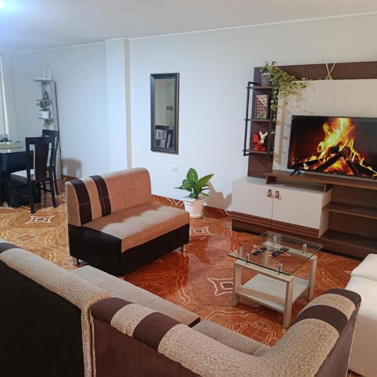 Acogedor departamento en Los Olivos - Apartamento de 3 dormitorios - 4