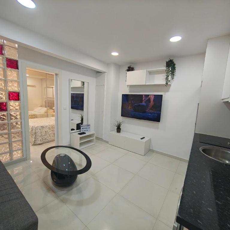 - Room #1715929701 - 4