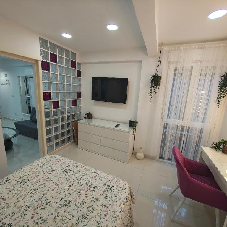 - Room #1715929701 - 36