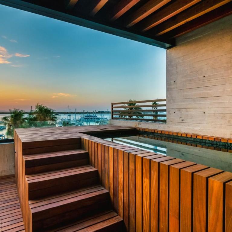 Rooftop Pool & Marina Views, Plunge Pool Penthouse - Apartamento - 30