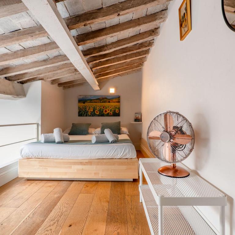 Modern Apt x4 SMN, 5 mins from Duomo, AC & Wi-Fi - Two-Bedroom Superior Apartment - 11