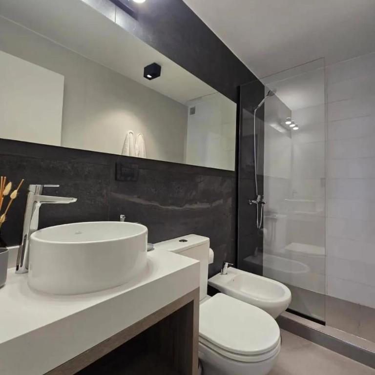  - Room #1715946101 - 10