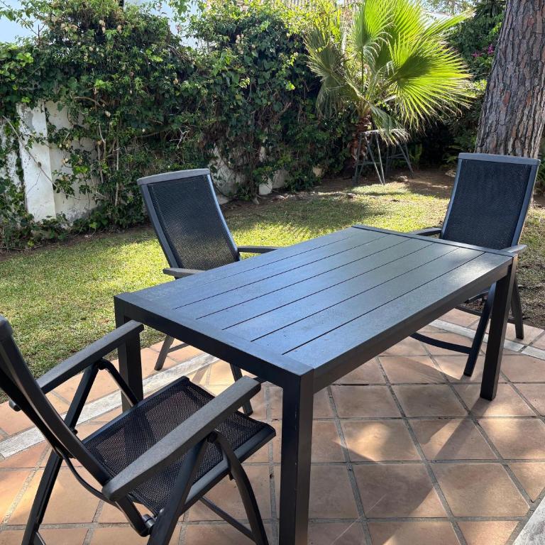 Nice villa with a garden - Villa de 3 dormitorios - 35