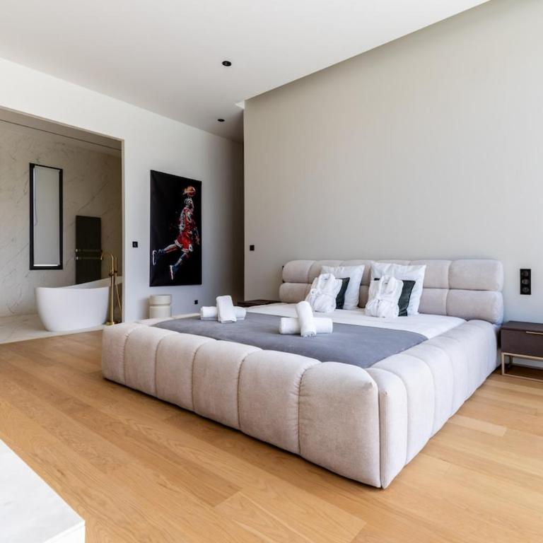 Villa Marbella with exceptional pool and hot tub - Villa - 5