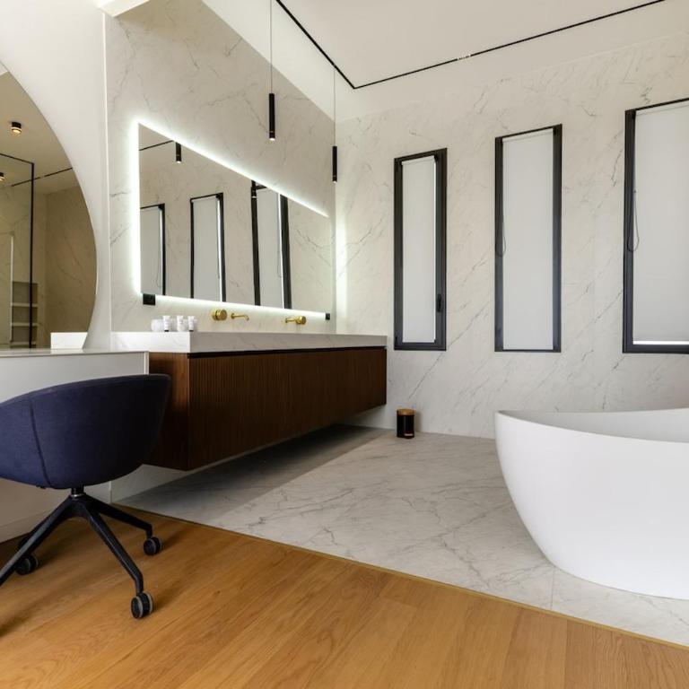 Villa Marbella with exceptional pool and hot tub - Villa - 8
