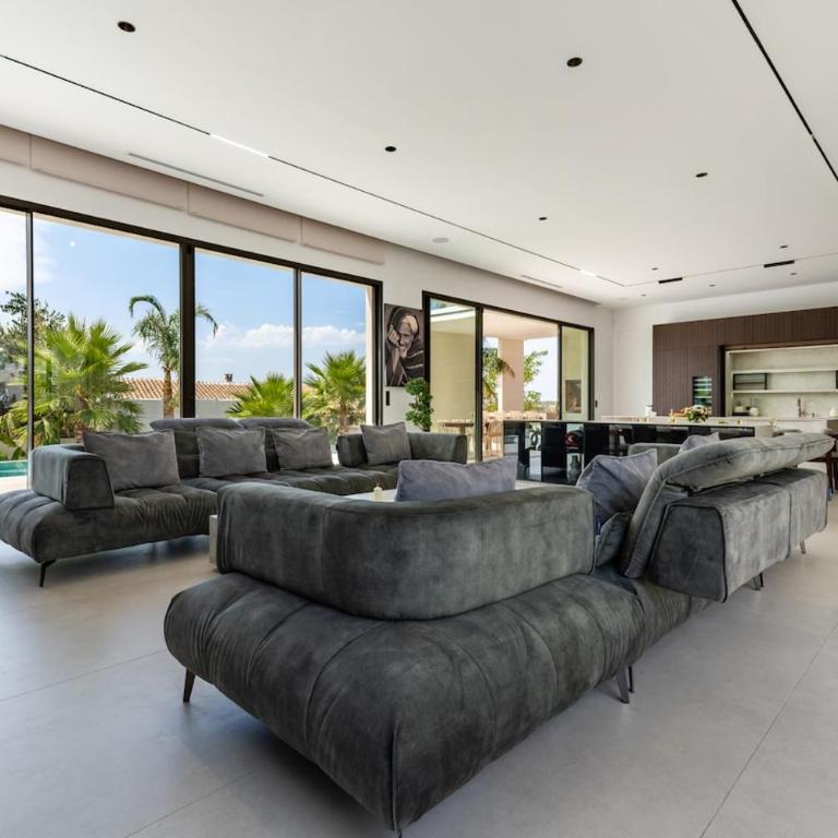 Villa Marbella with exceptional pool and hot tub - Villa - 9