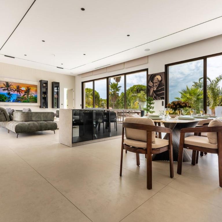 Villa Marbella with exceptional pool and hot tub - Villa - 20