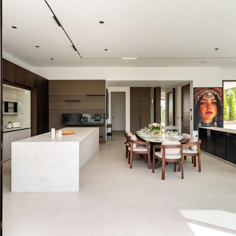 Villa Marbella with exceptional pool and hot tub - Villa - 24