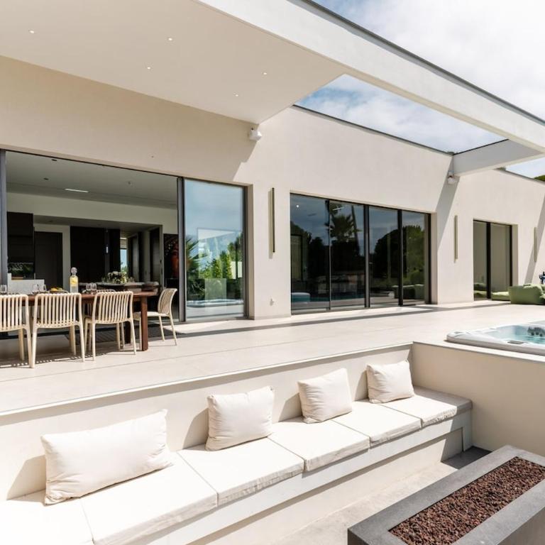 Villa Marbella with exceptional pool and hot tub - Villa - 37