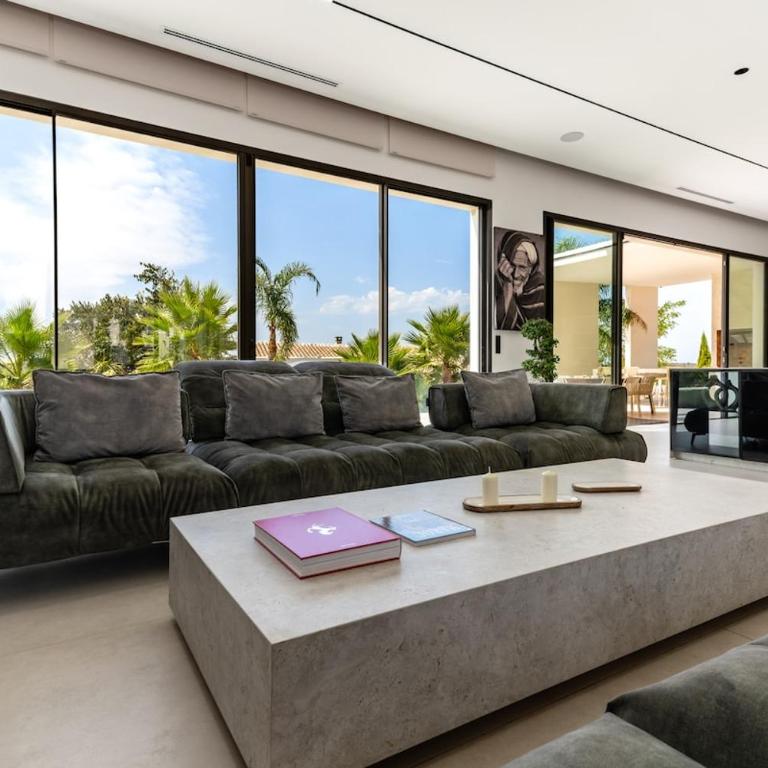 Villa Marbella with exceptional pool and hot tub - Villa - 40