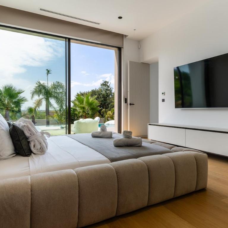 Villa Marbella with exceptional pool and hot tub - Villa - 44
