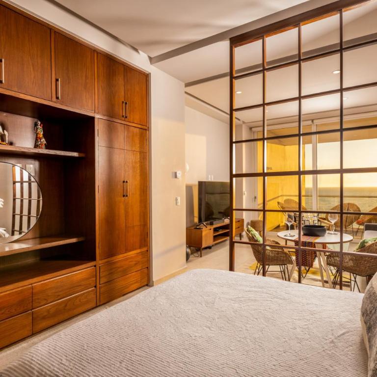 Chic Oceanfront Studio Loft Unique Art and Views - Apartamento de 1 dormitorio - 4