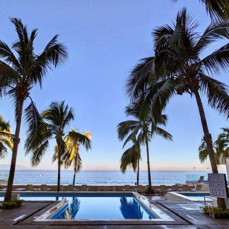 Chic Oceanfront Studio Loft Unique Art and Views - Apartamento de 1 dormitorio - 27