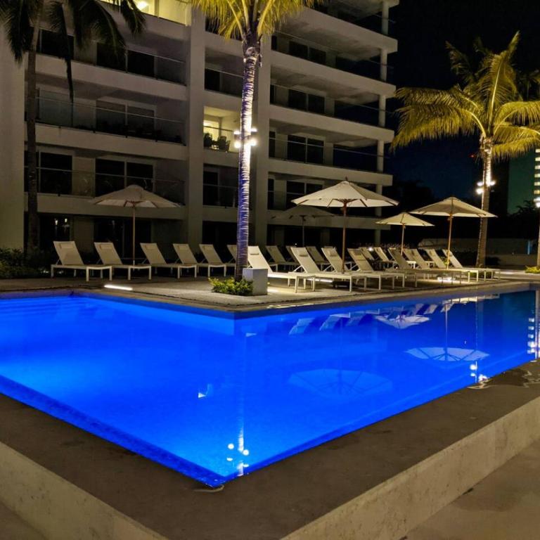 Chic Oceanfront Studio Loft Unique Art and Views - Apartamento de 1 dormitorio - 28