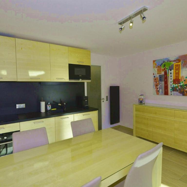 Beau studio 36 m2 pour 4 personnes - refait à neuf - centre station - Apartamento de 1 dormitorio - 2
