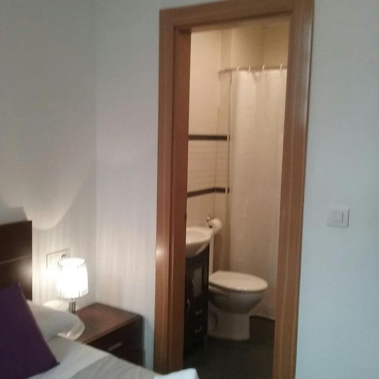  - Room #1715979701 - 18